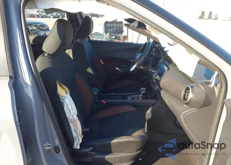 2023 Nissan Kicks Sr Xtronic Cvt z USA, uszkodzony, nr VIN 3N1CP5DV3PL573793